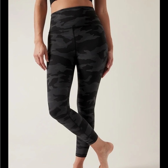 Athleta Pants - Athleta‎ Elation 7/8 Legging Black Charcoal Camo High Waist Buttery Soft XS